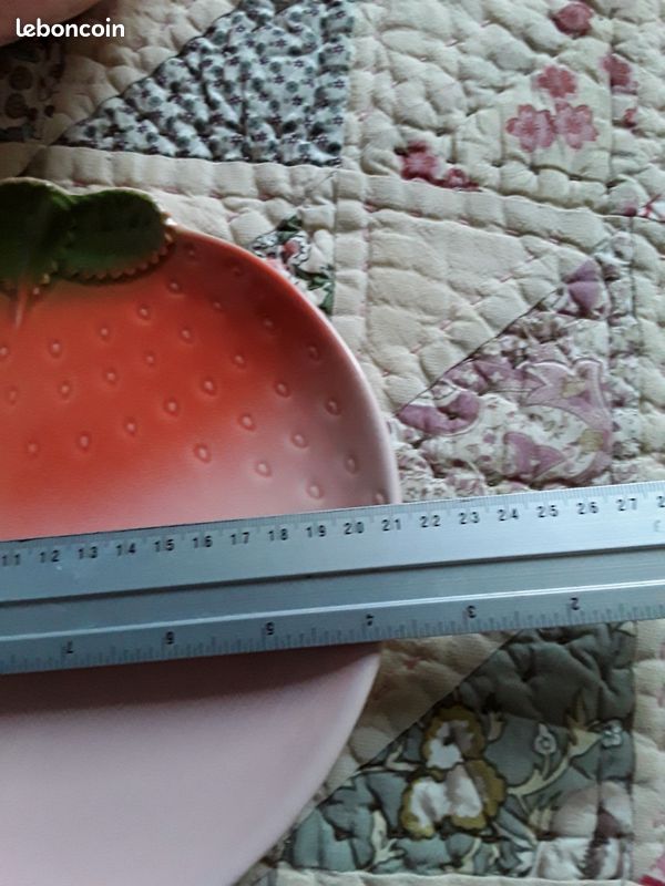🍓🍓 Bel et grand Égouttoir Vintage, passoire, à fruits et son assiette en forme de fraise/ Barbotine (image 12)