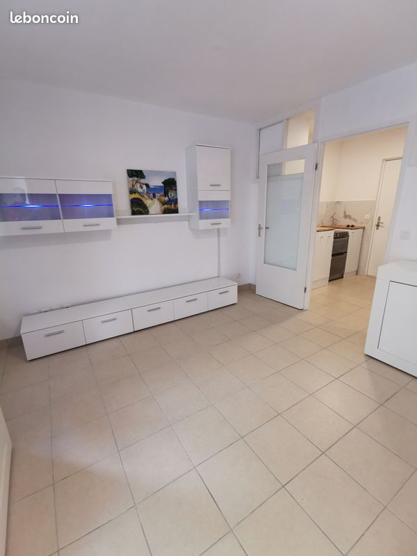 Appartement 1 pièce 30 m² · à Échirolles · 30,5 m² · 68 000 €