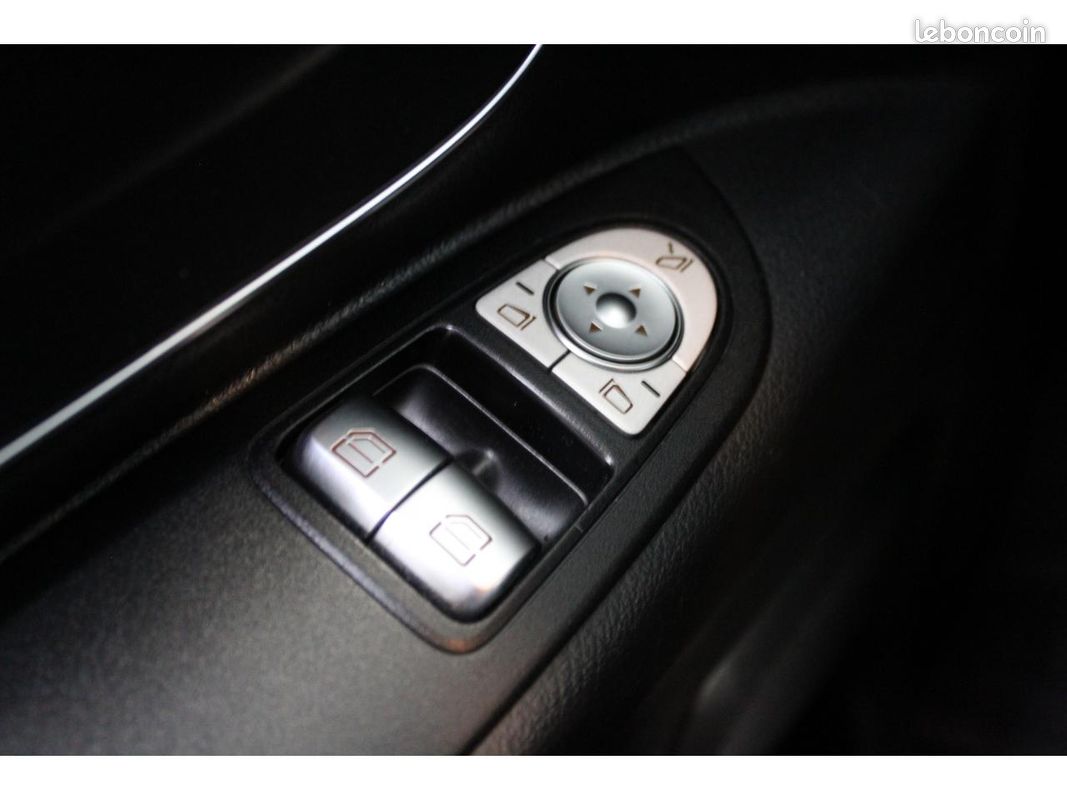 MERCEDES VITO Mixto Compact 119 CDI 7G-Tronic Plus Select 4X4 - Suivi Complet Mercedes (image 12)