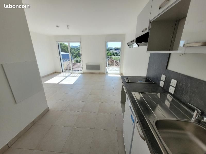 Appartement 1 pièce 35 m² · à Melun · 35 m² · 650 €