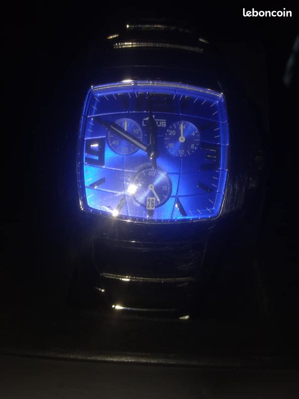 Belle montre LOTUS acier (image 1)
