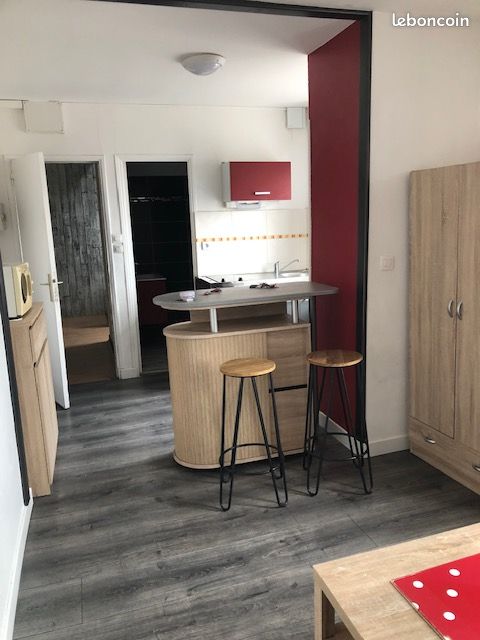Appartement 1 pièce 18 m² · à Guingamp · 18 m² · 335 €