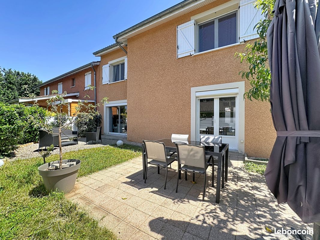 Maison 5 pièces 114 m² · à Reyrieux · 114 m² · 385 000 €