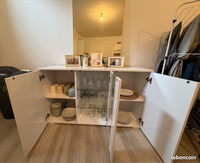 Buffet / vaisselier lumineux (image 3)