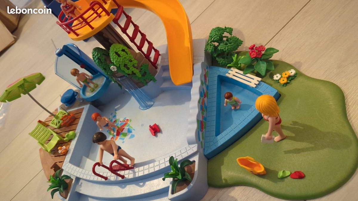Playmobil 4858 - piscine et toboggan (image 3)