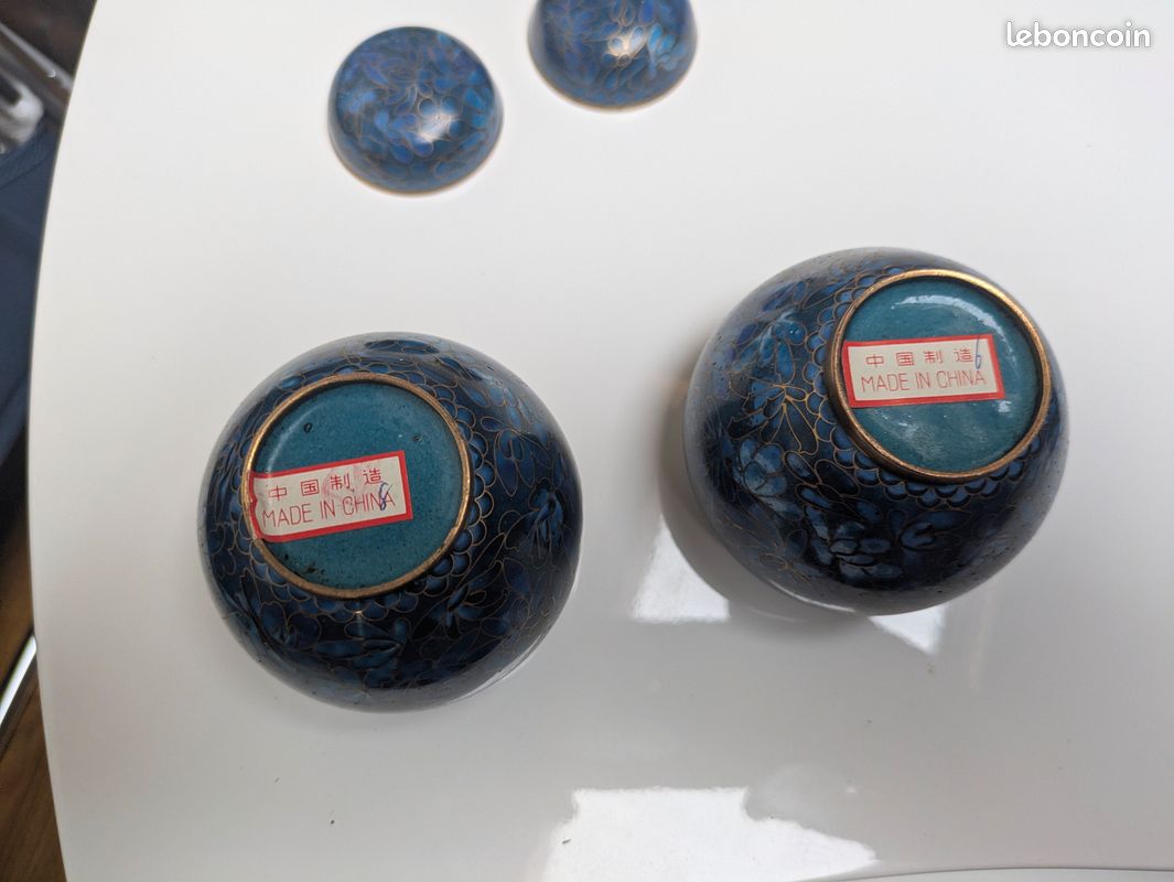 Paire de petits pots cloisonnés chinois anciens bleus (image 4)