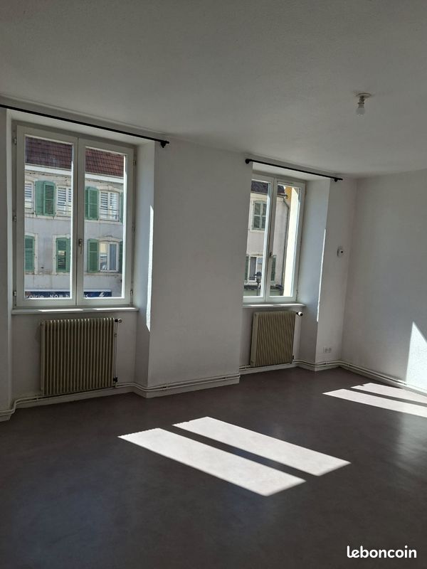 Appartement 4 pièces 90 m² · à Héricourt · 90 m² · 680 €/mois