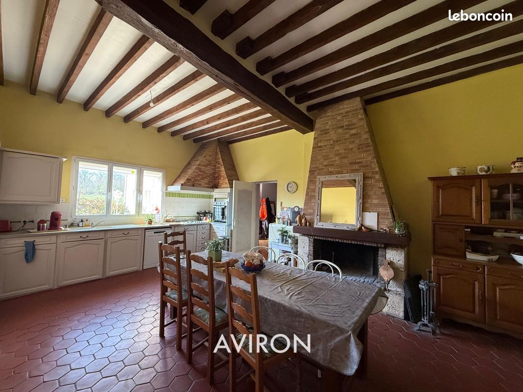 Maison 6 pièces 183 m² · à Bailleau-l'Évêque · 183 m² · 296 000 €