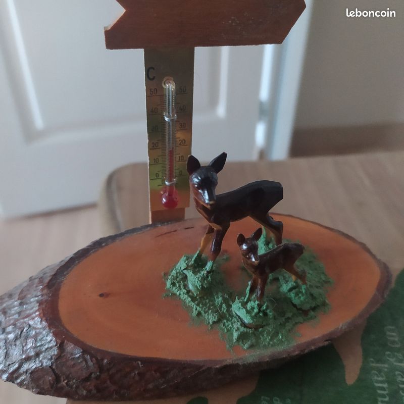 Petite décoration en bois vintage renne biche thermomètre (image 2)