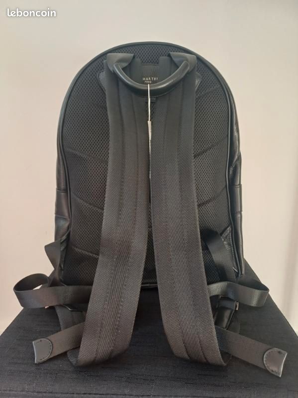 Magnifique Sac À Dos Lamarthe Paris En Cuir De Vachette Neuf