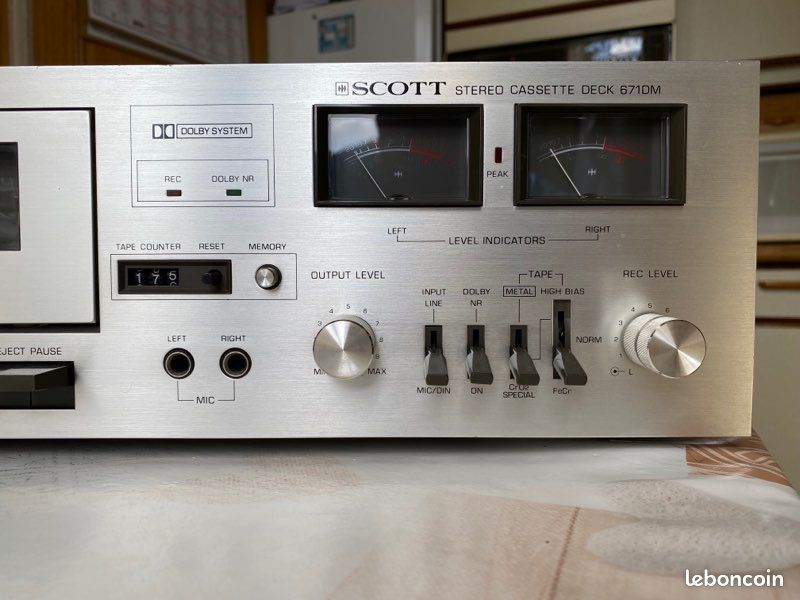 Platine Cassette Vintage SCOTT 671DM – La Bande-son Des Années 80 !