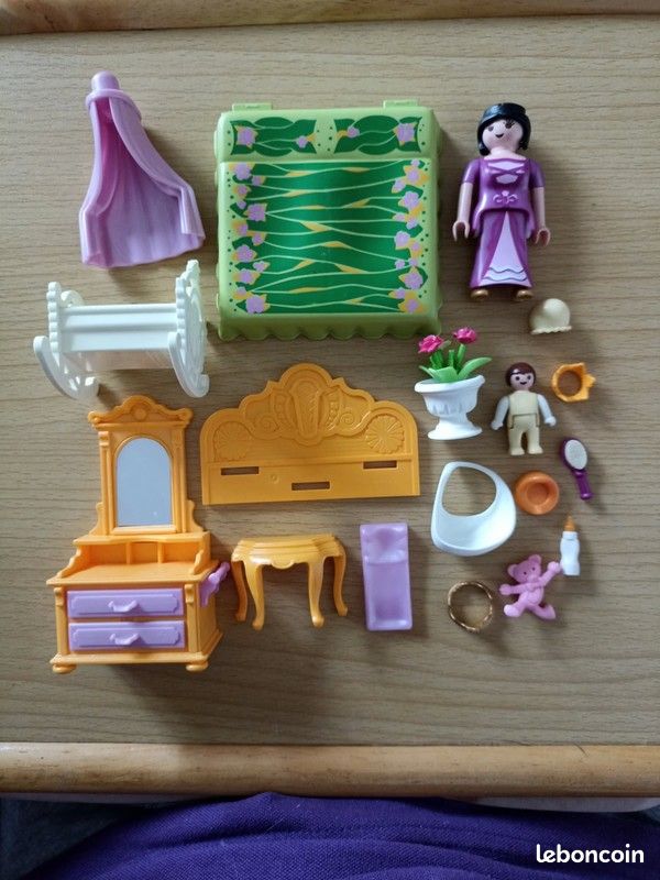 Playmobil 5146 Chambre de la reine avec berceau (image 2)