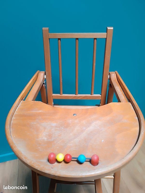 Chaise haute pliante en bois vintage (image 4)