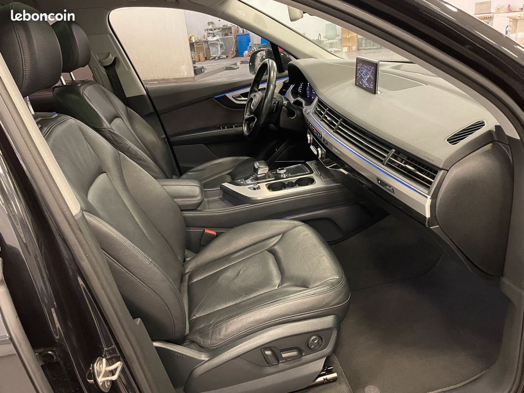 Audi Q7 3.0 V6 TDI 218ch ultra clean diesel Avus Quattro Tiptronic 7 places (image 8)