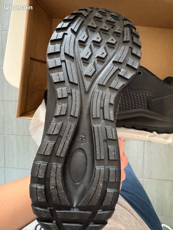 Chaussure sécurité (image 3)