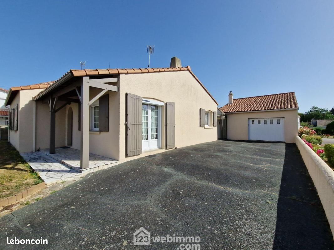 Maison 4 pièces 115 m² · à La Ferrière · 115 m² · 215 900 €