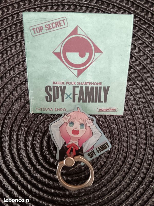 Vend Bague pour smarphone spy x family (image 1)