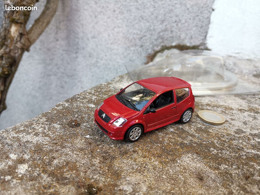 Citroën C2 Yellow Râ 2003 1:43