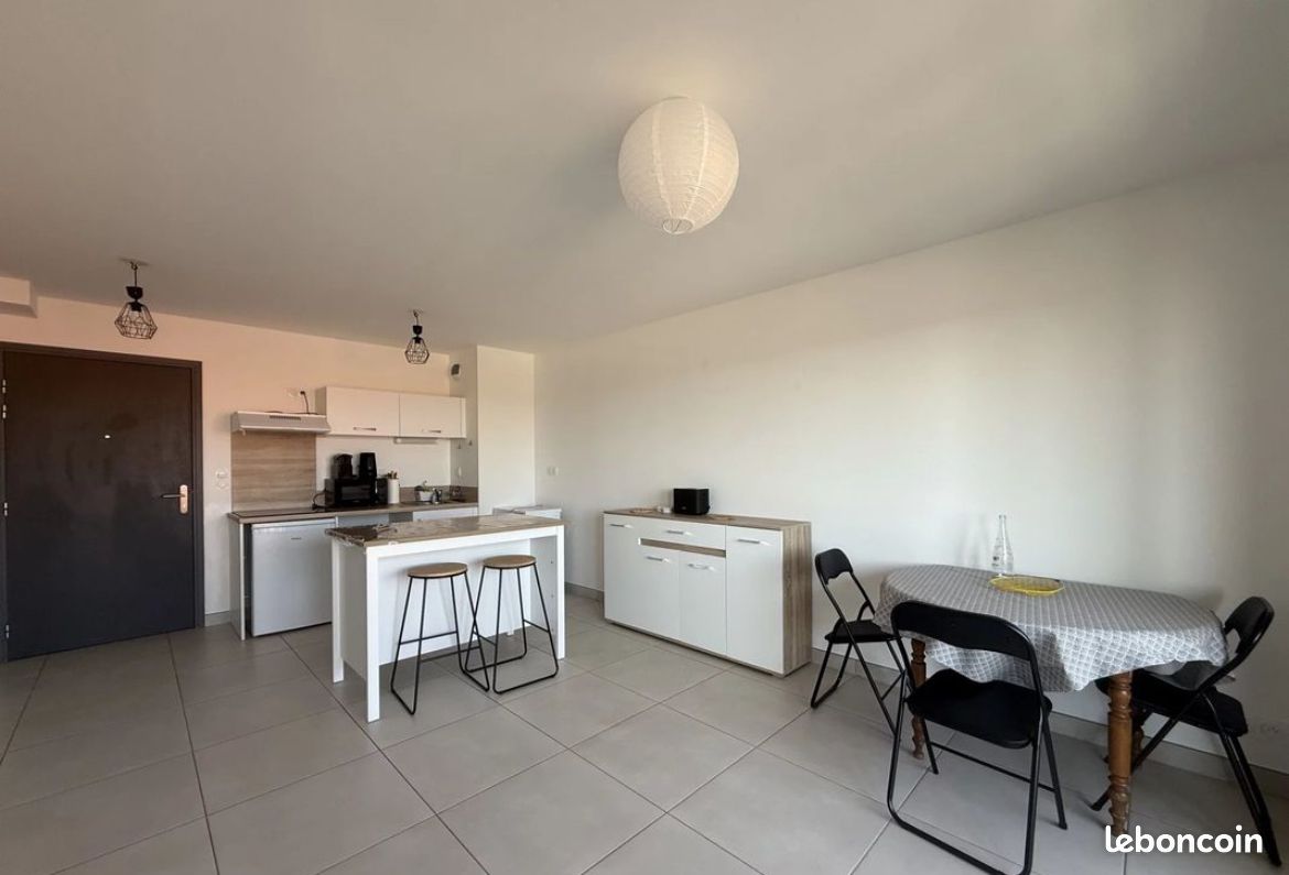 Appartement 2 pièces 40 m² · à Thionville · 40 m² · 890 €