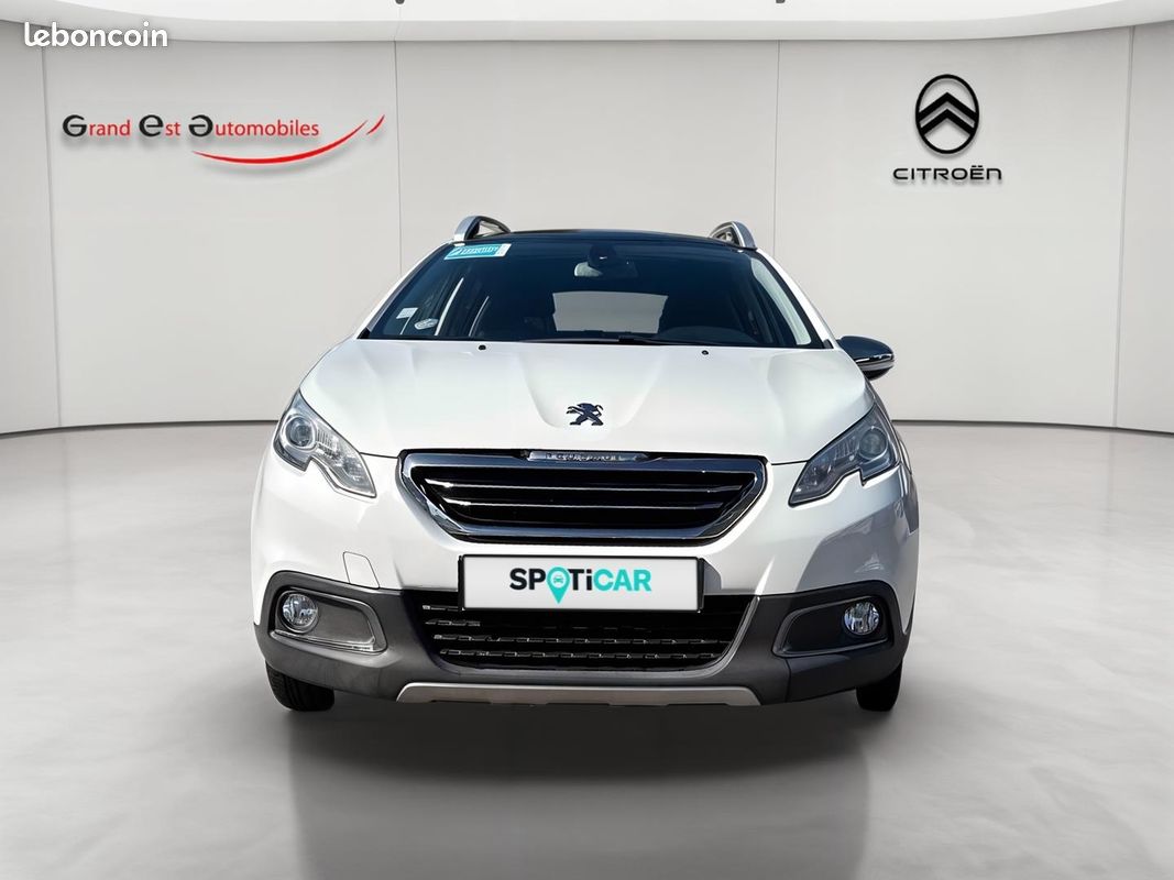 Peugeot 2008 1.2 PureTech 110ch Style S&S (image 9)