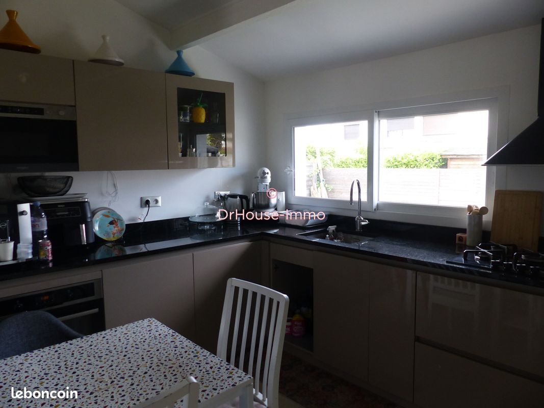 Maison a louer villenave-d'ornon - 6 pièce(s) - 130 m2 - Surfyn