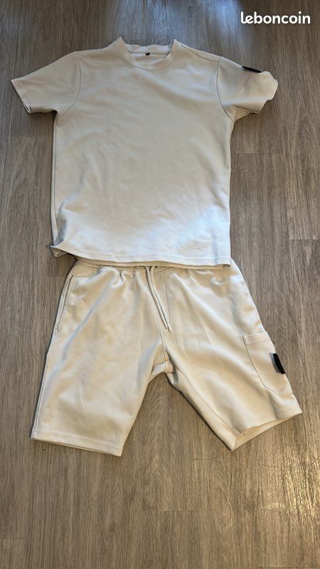 Ensemble cp company (image 1)