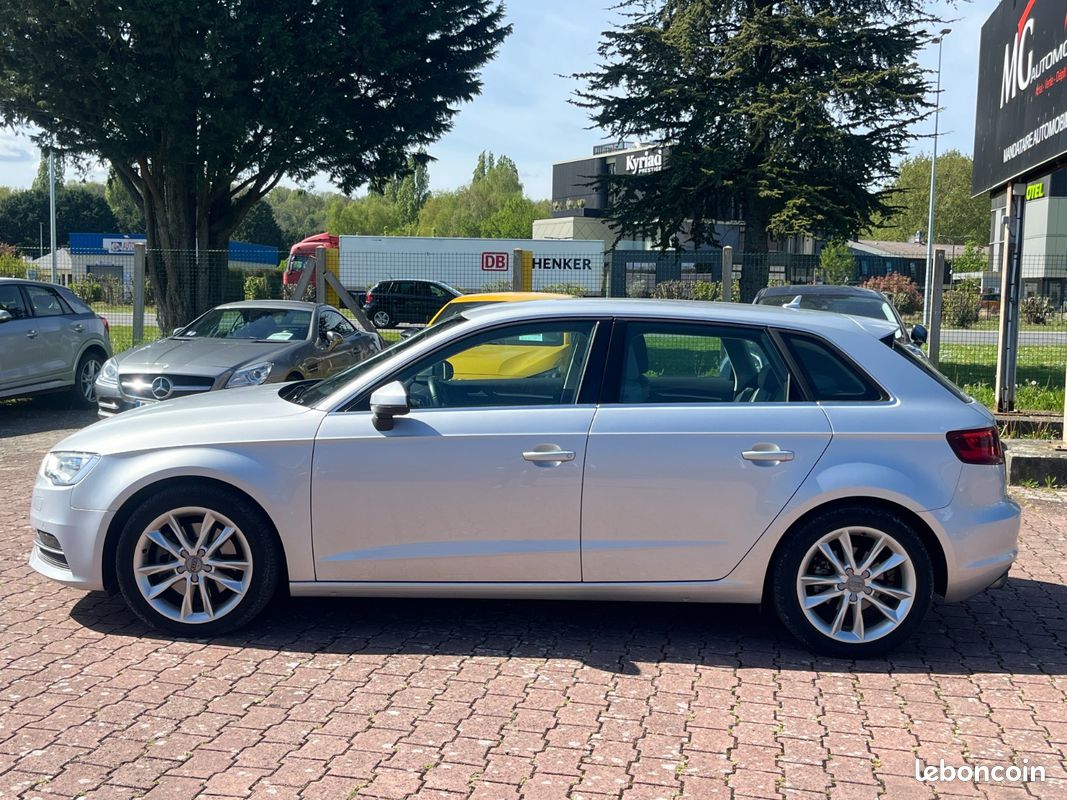 Audi A3 III SPORTBACK 1.8 TFSI 180 AMBITION LUXE S TRONIC 7 III SPORTBACK 1.8 TFSI 180 AMBITION LUXE S TRONIC 7 (image 2)