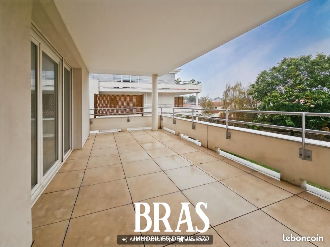 Appartement 3 pièces 77 m² · à Saint-Sébastien-sur-Loire · 77 m² · 994 €/mois