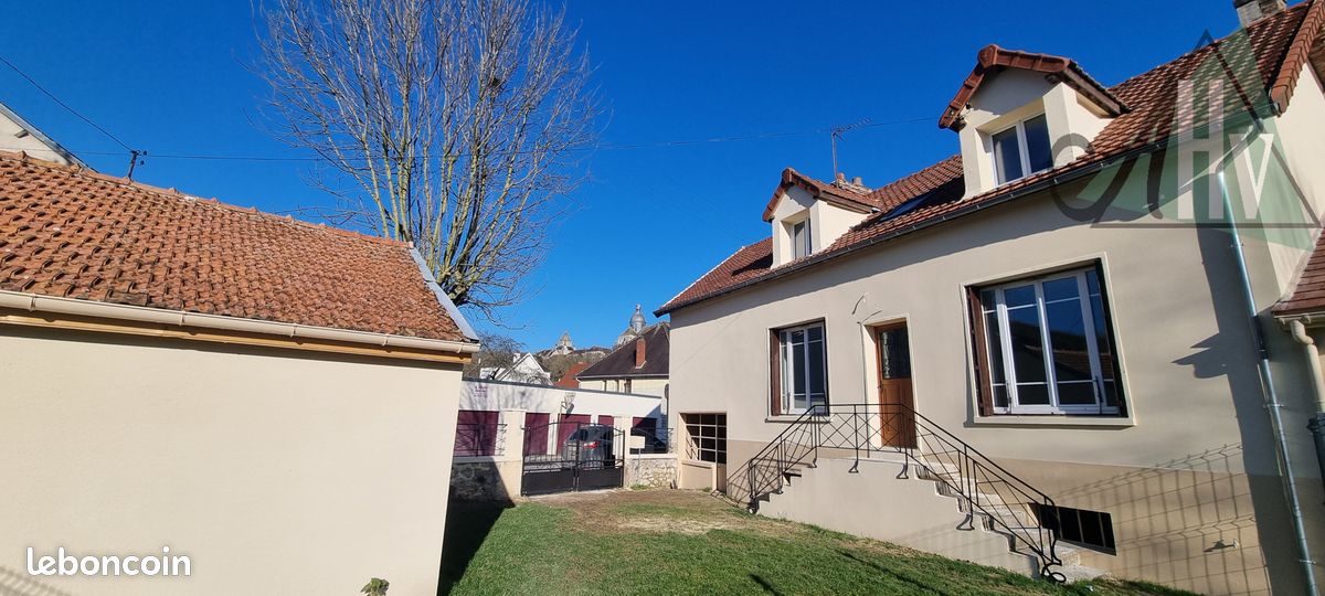 Maison 7 pièces 143 m² · à Provins · 143 m² · 321 000 €