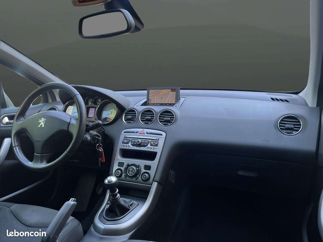 Peugeot 308 SW 1.6 E-HDI112 FAP FAMILY (image 7)