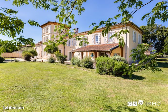 Château 12 pièces 520 m²