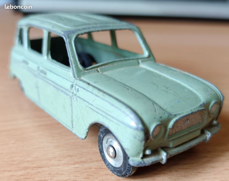 Renault 4L Verte Miniature Dinky Junior 100 - Meccano France - Vintage 1962