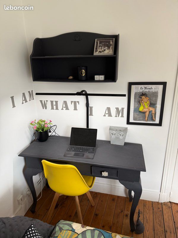 Bureau en bois vintage (image 4)