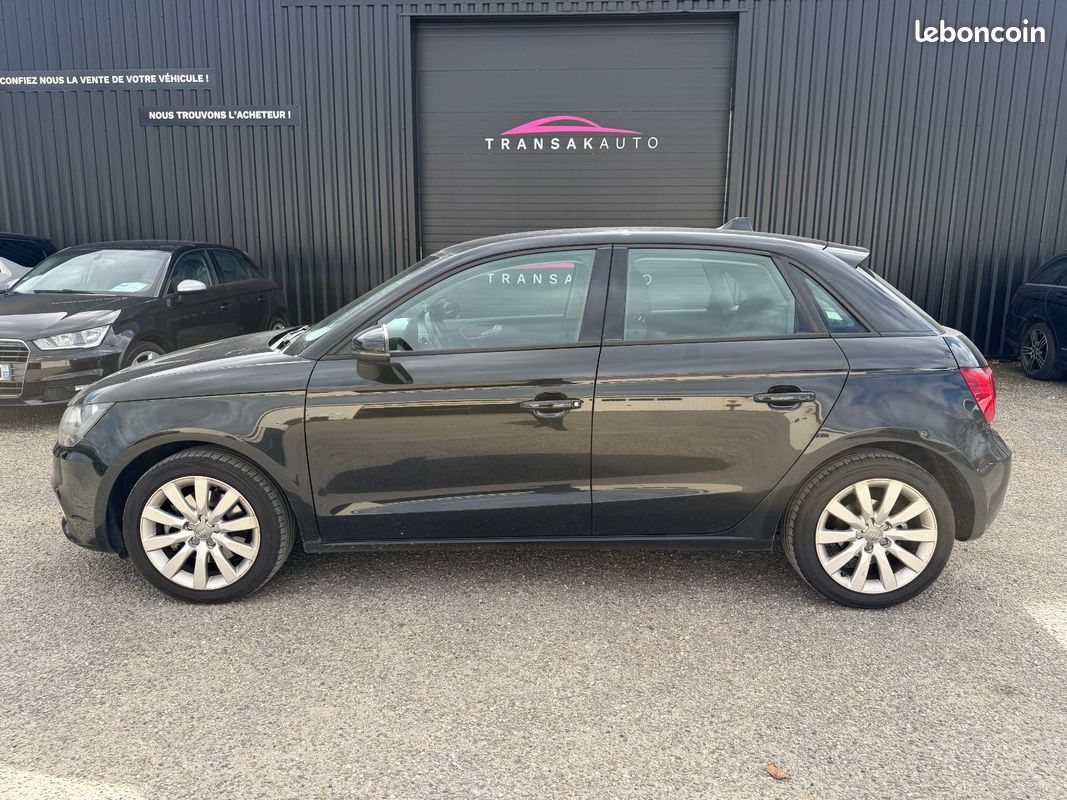 AUDI A1 SPORTBACK 1.6 TDI 105 Ambiente (image 2)