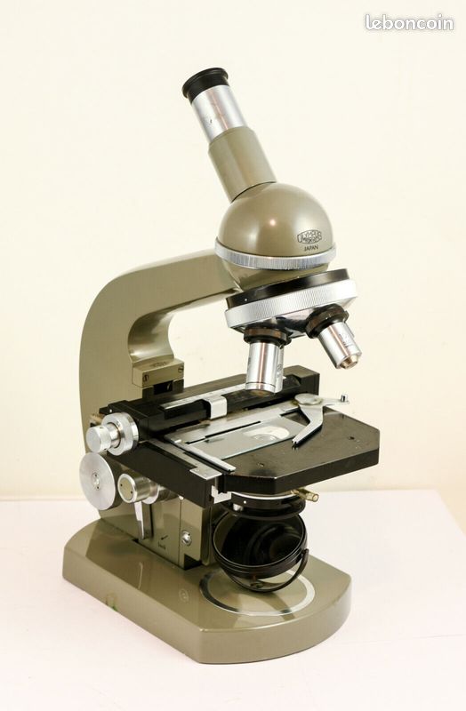 Alsace-photo Microscope Olympus + 4 objectifs + 3 Œilleton + illuminator 1966 (image 2)