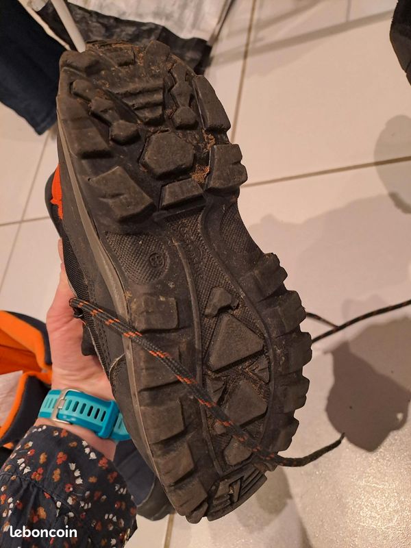 Chaussures marche / randonnée T33 (image 3)