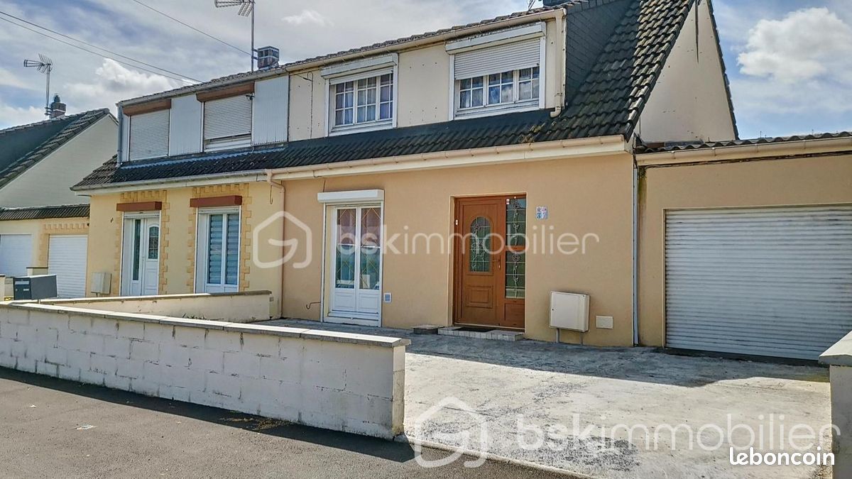 Maison 6 pièces 112 m² · à Rœulx · 112 m² · 138 000 €