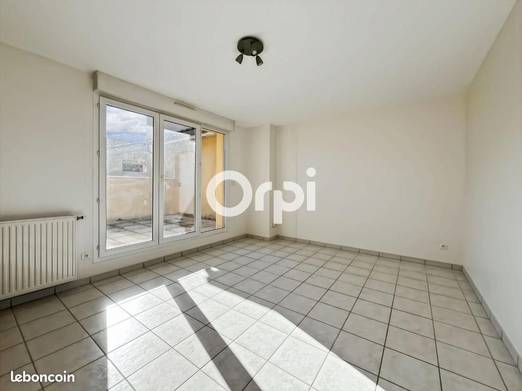 Appartement 3 pièces 68 m² · à Saint-Martin-en-Haut · 68 m² · 215 000 €
