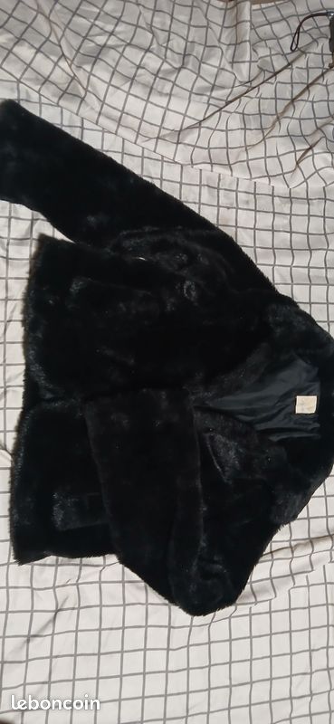 Manteau fourrure femme camaïeu (image 1)