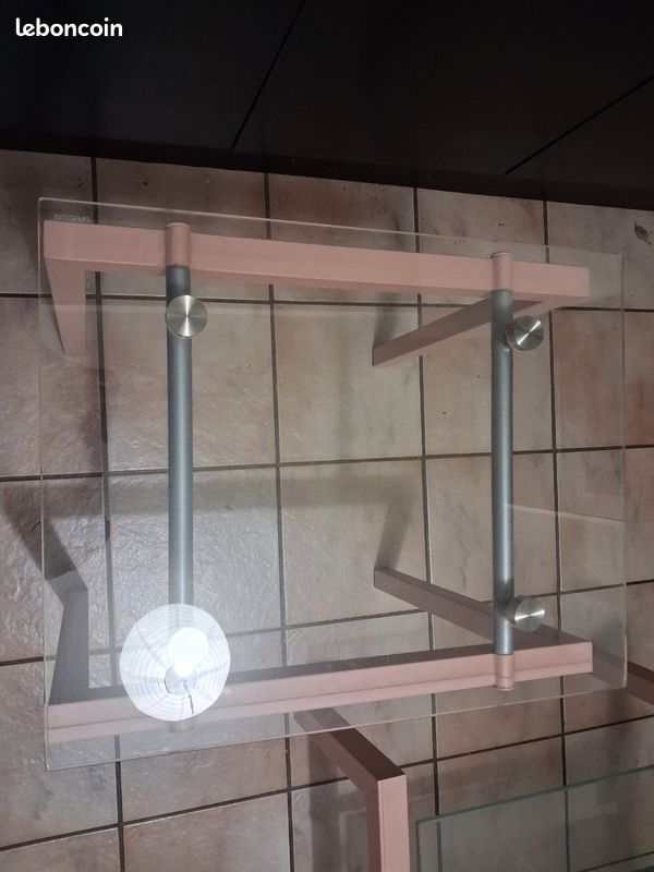 Table basse et 3 tabourets en verre (image 10)