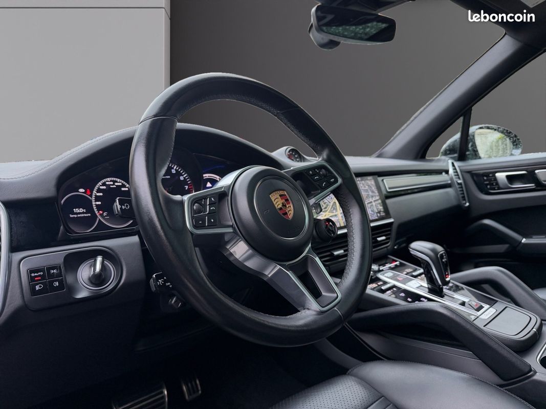 PORSCHE CAYENNE 3.0 V6 440 ch Tiptronic BVA S Toit Ouvrant Pack Chrono Siège électrique à mémoire (image 6)