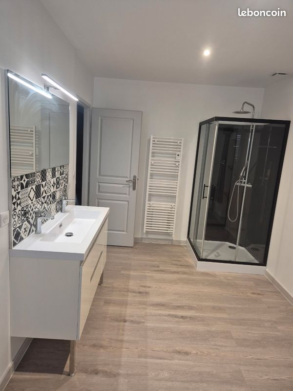 Appartement 3 pièces 90 m² · à Saint-Céré · 90 m² · 750 €
