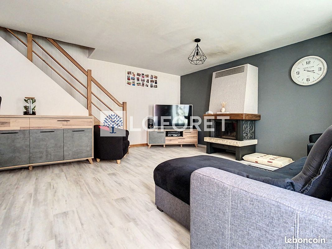 Maison 5 pièces 127 m² - Moncoutant-sur-Sèvre 79320 (image principale 0)