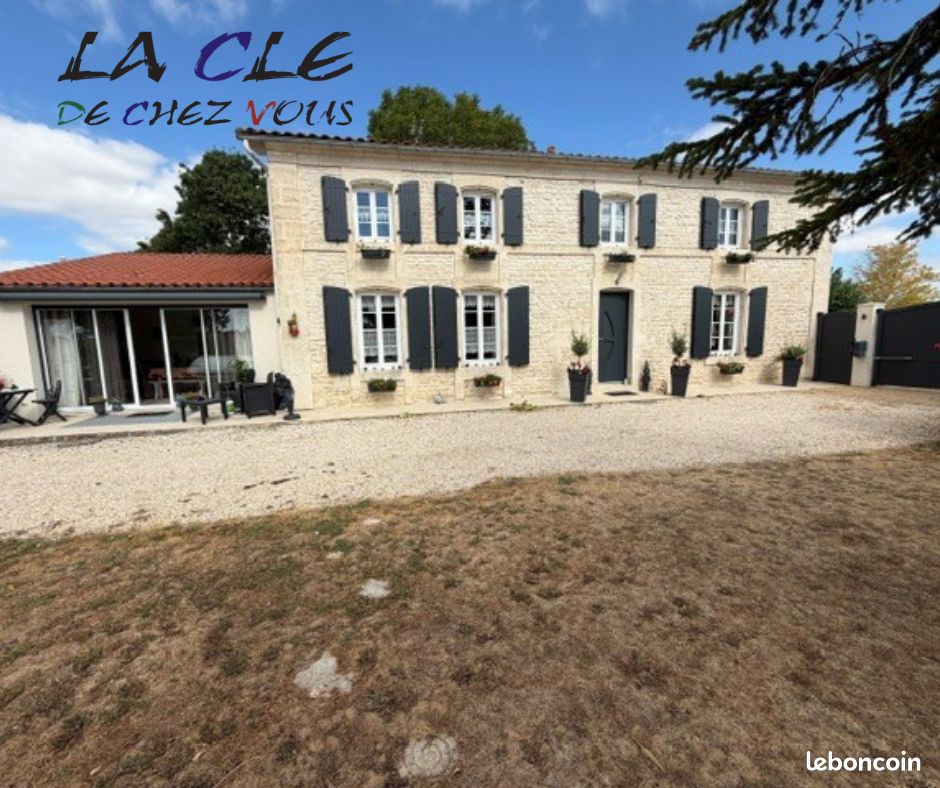 Maison 6 pièces 145 m² · à Bouillé-Courdault · 145 m² · 303 050 €