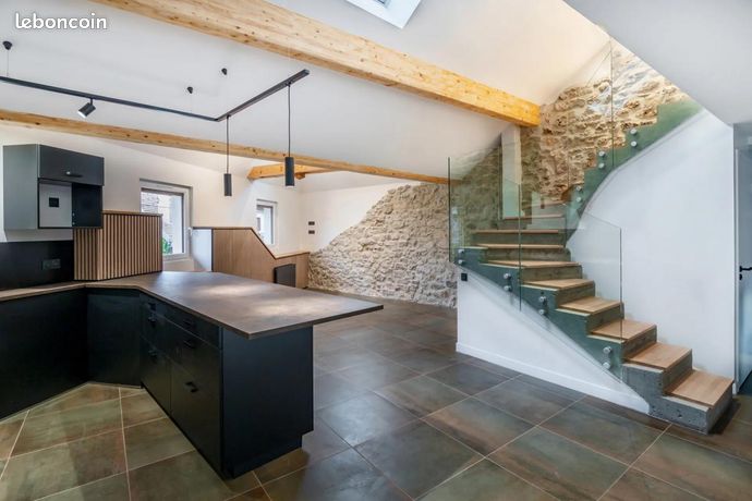 Duplex 3 pièces 77 m²