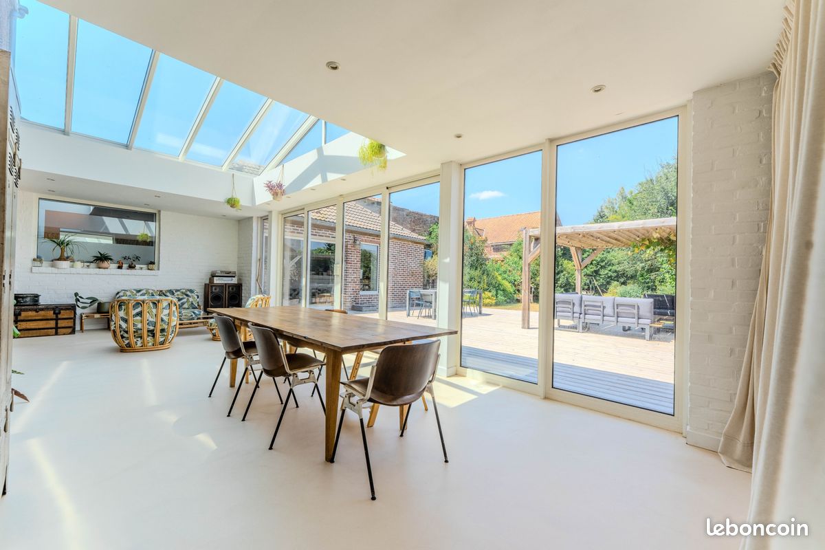 Maison 8 pièces 320 m² · à Annoeullin · 320 m² · 549 000 €