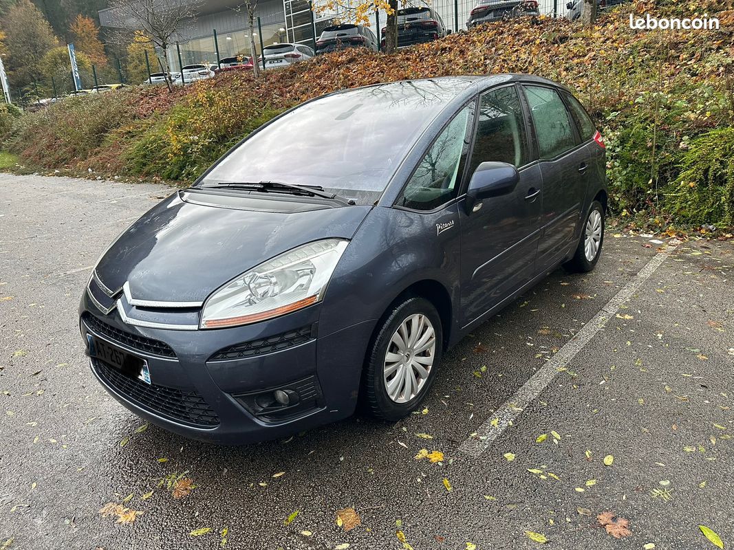 Citroën C4 Picasso 1.6 HDI 16 V 110 CV (image 1)