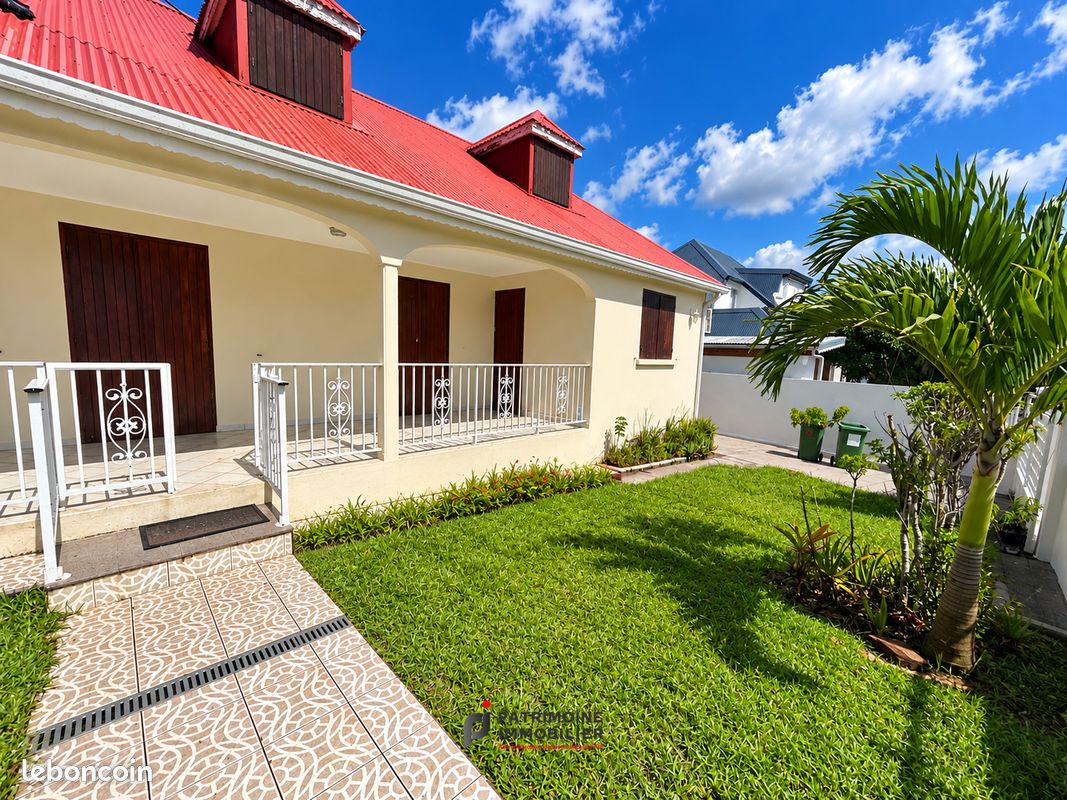 Maison 6 pièces 150 m² · à Lamentin · 150 m² · 1 400 €/mois