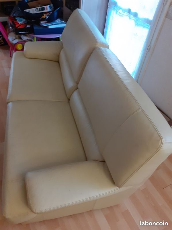 Vend canapé cuir beige (image 4)