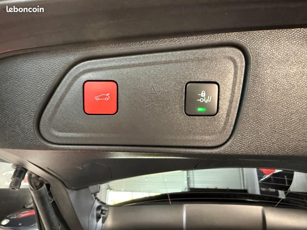 Peugeot 3008 BlueHDi 130ch GT PACK EAT8- BLACK -CAR PLAY- SONO FOCAL-TOIT OUVRANT- (image 23)